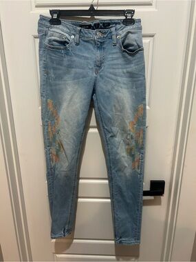 Miss Me Embroidered skinny ankle Women’s Jeans